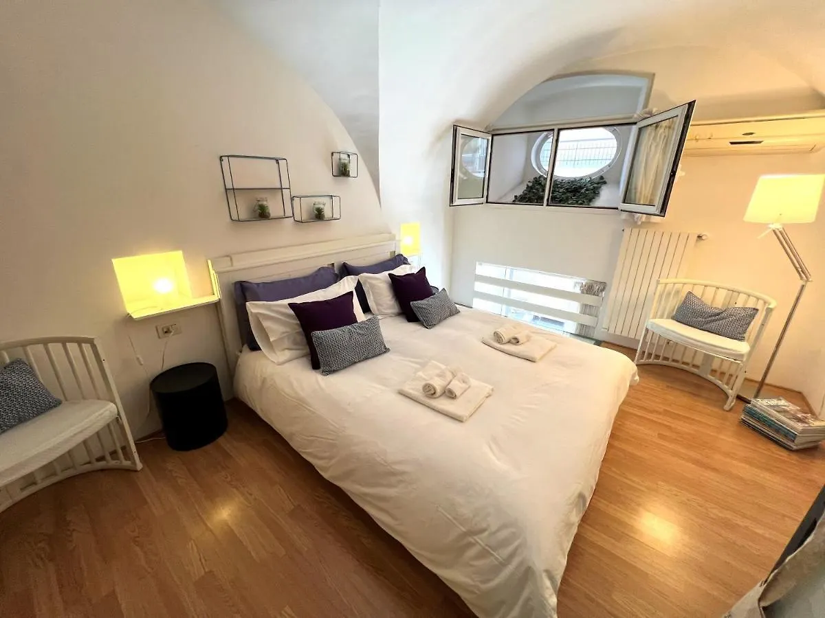 Bienvenue 3 Apartman Bari 0*,  Olaszország